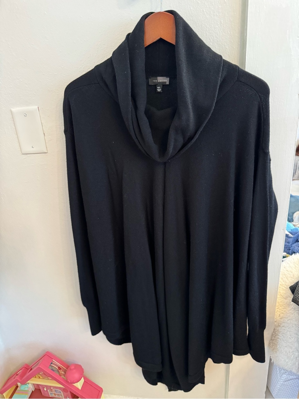The Limited Women’s Black Turtleneck Pullover Tunic